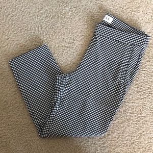Elle black gingham capris - size Small